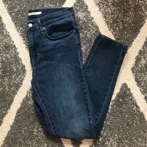 Levi’s slimming skinny jeans